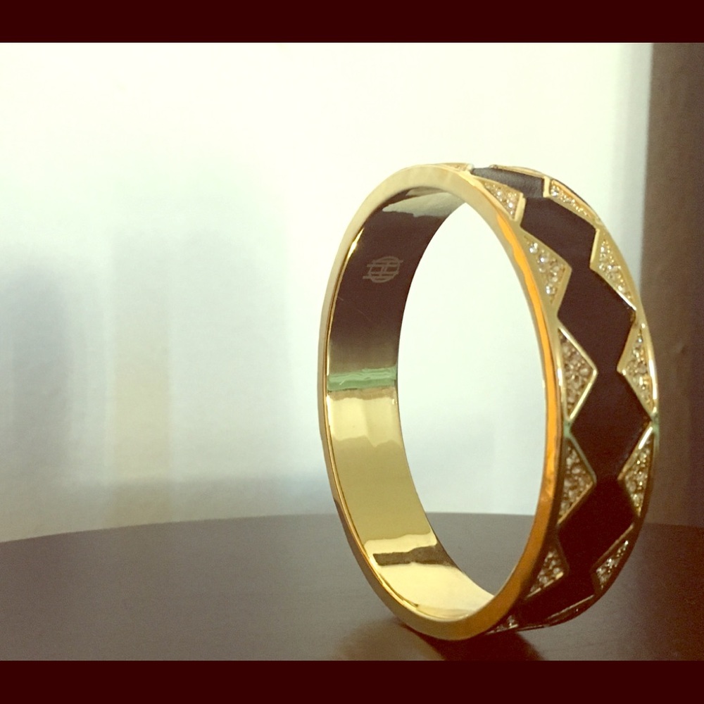 House of harlow bangle